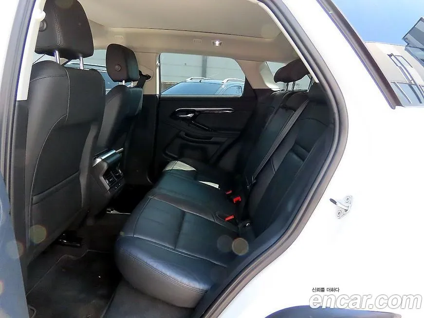 Land Rover Range Rover Evoque — фото 4