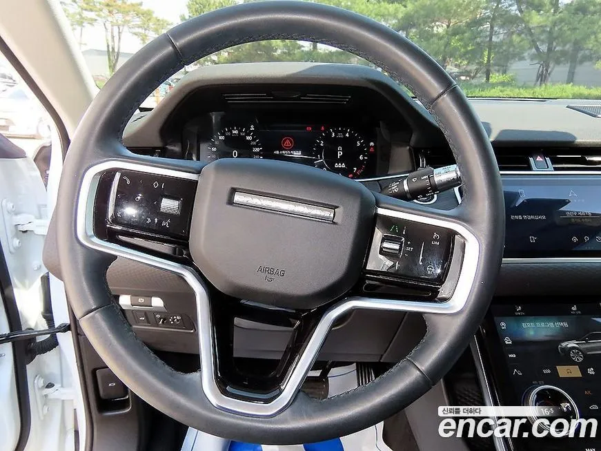 Land Rover Range Rover Evoque — фото 6
