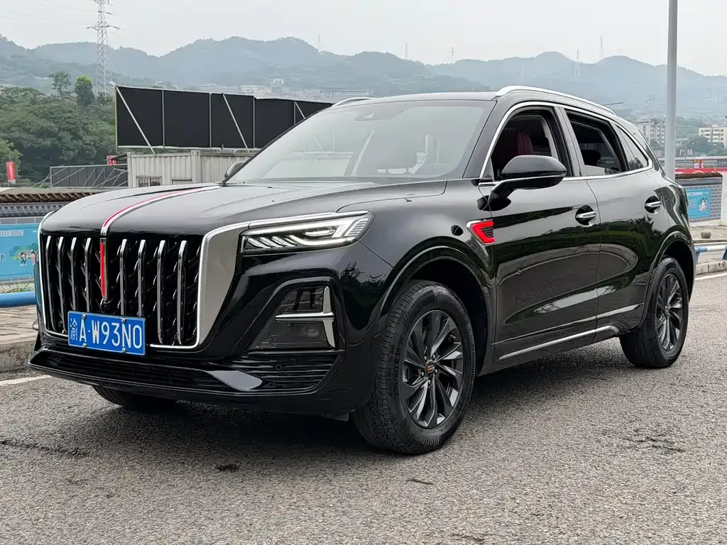 Hongqi HS5 — фото 1
