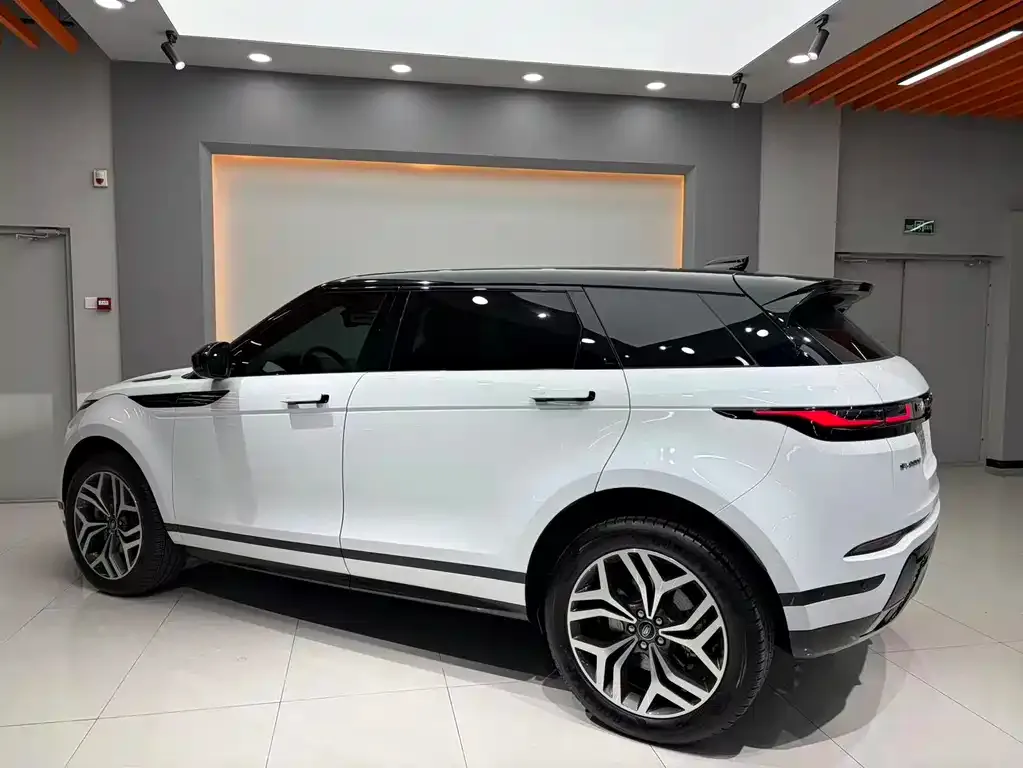 Land Rover Evoque — фото 8