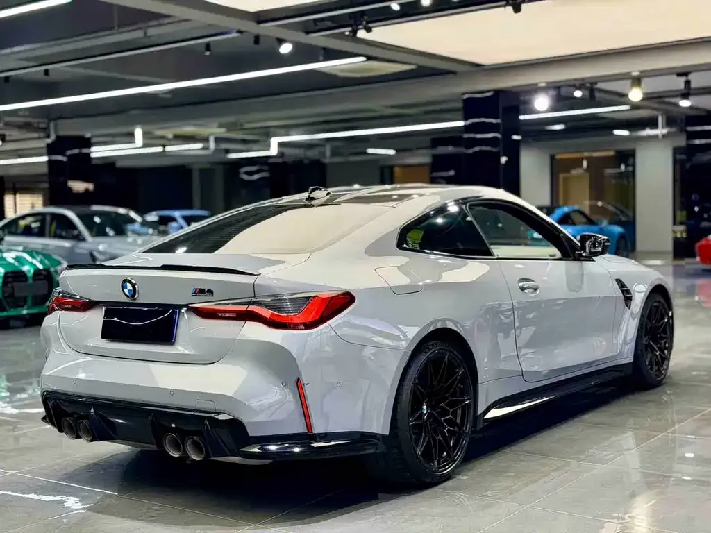 BMW M4 — фото 9