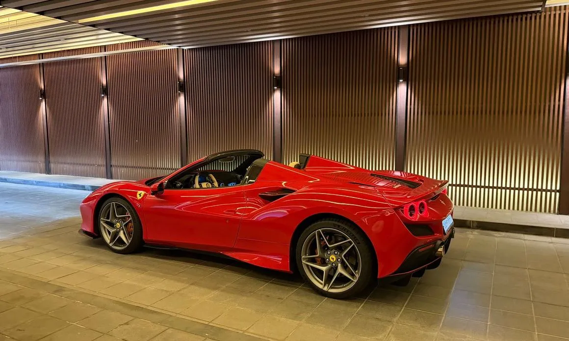 Ferrari F8 — фото 9