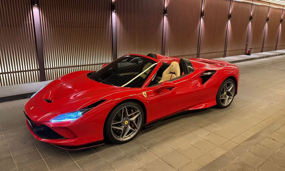 Ferrari F8 — фото 7