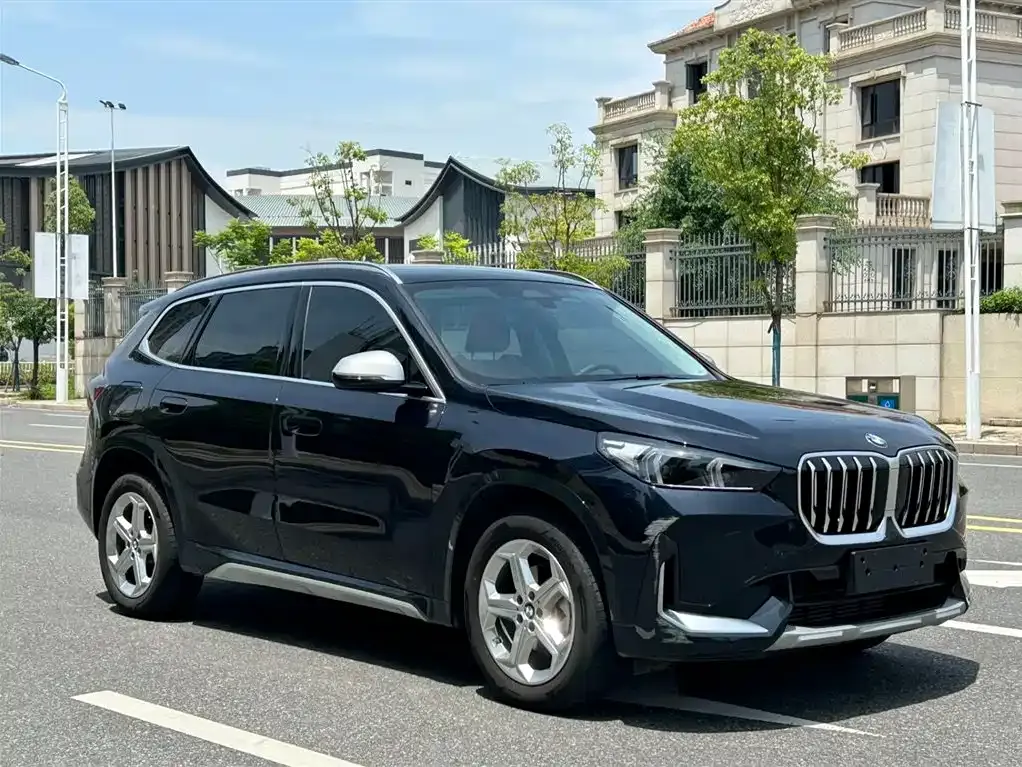 BMW X1 — фото 3