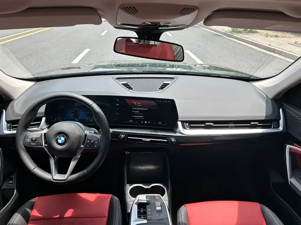BMW X1 — фото 2