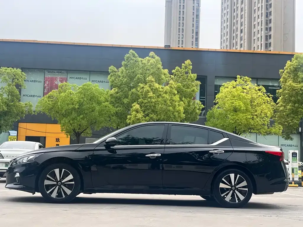 Nissan Teana — фото 3