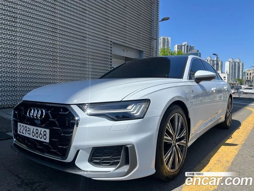 Audi A6 — фото 1