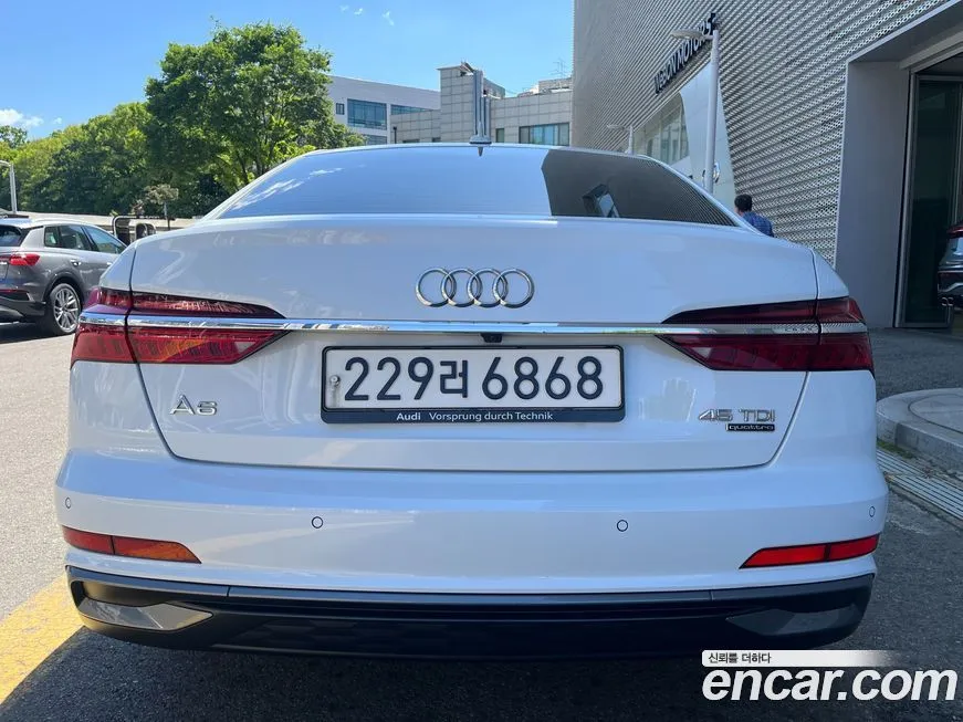 Audi A6 — фото 10
