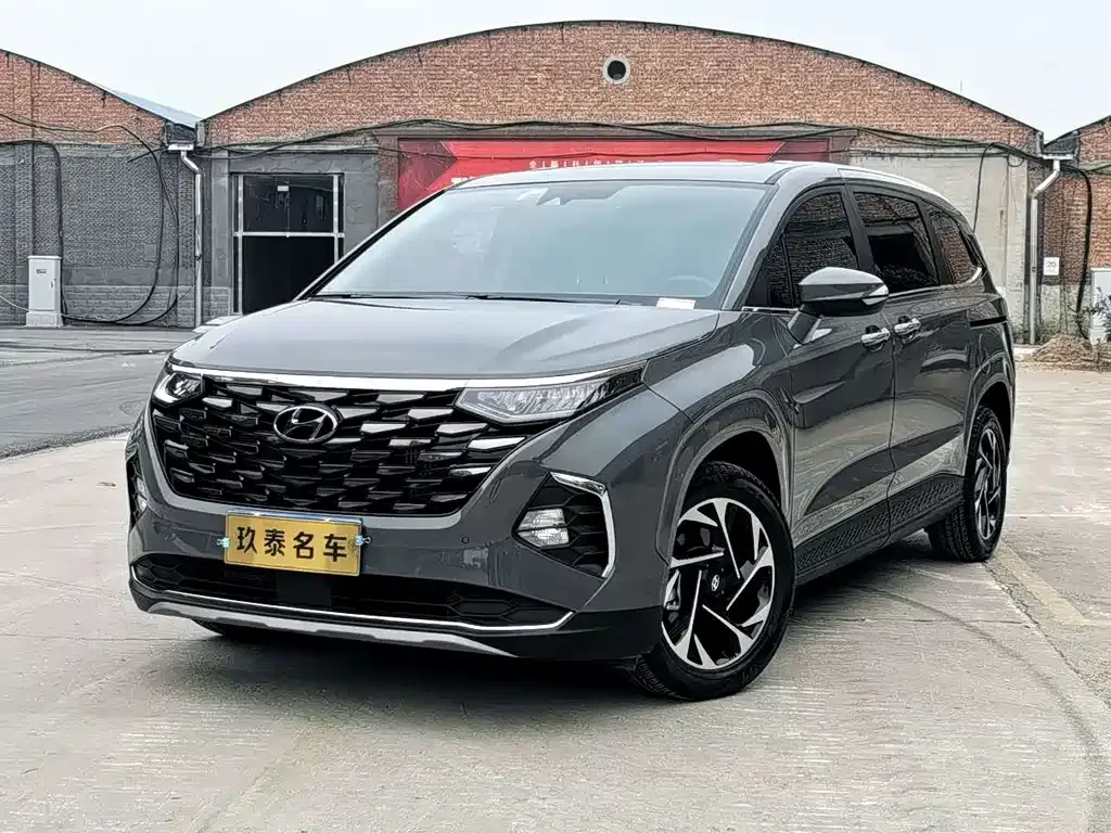 Hyundai Custo — фото 1