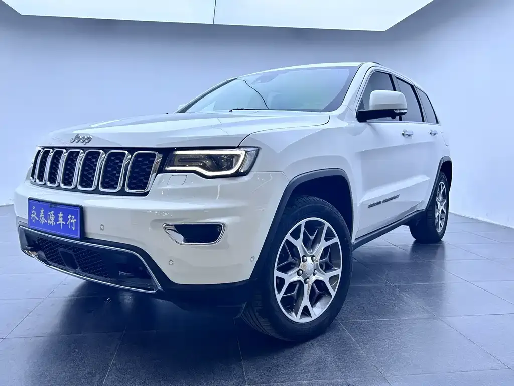 Jeep Grand Cherokee (Import) — фото 1