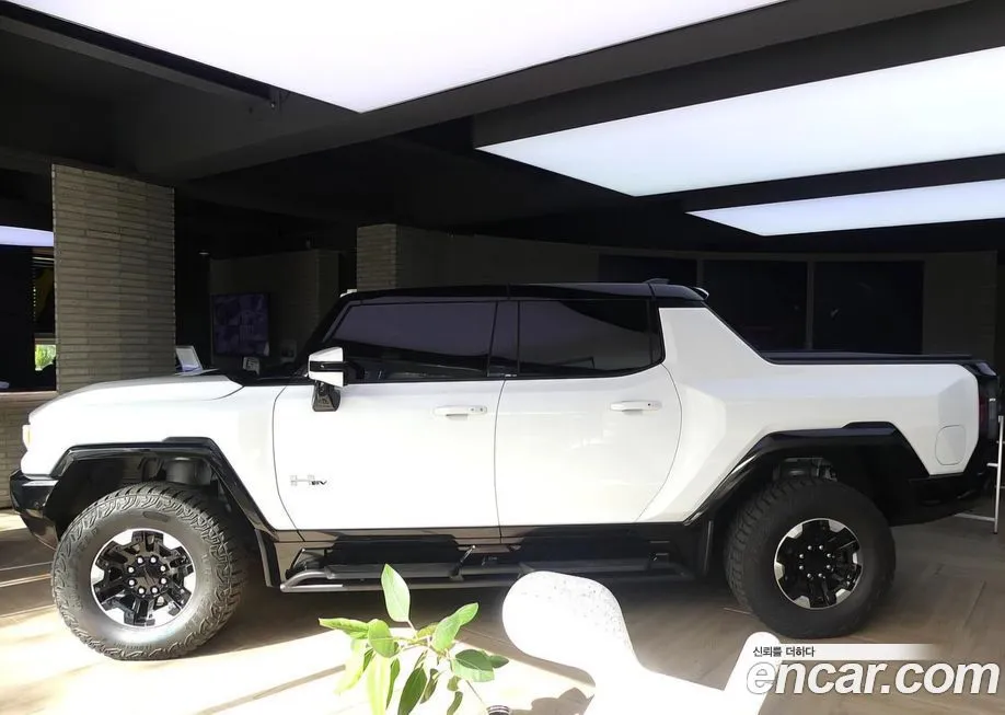 GMC Hummer EV — фото 3