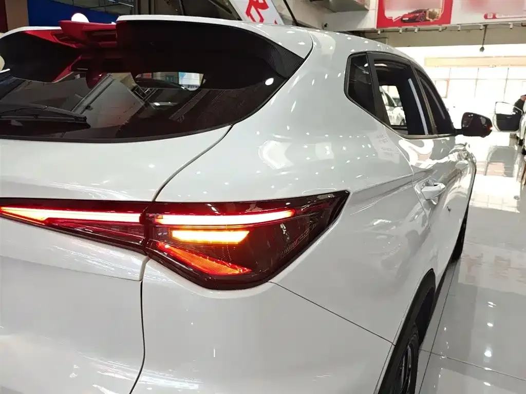 Changan X5 PLUS — фото 3