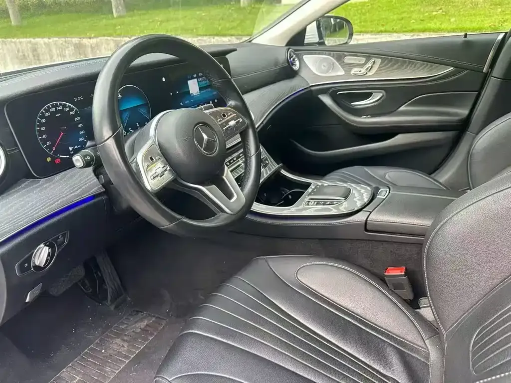 Mercedes-Benz CLS — фото 2