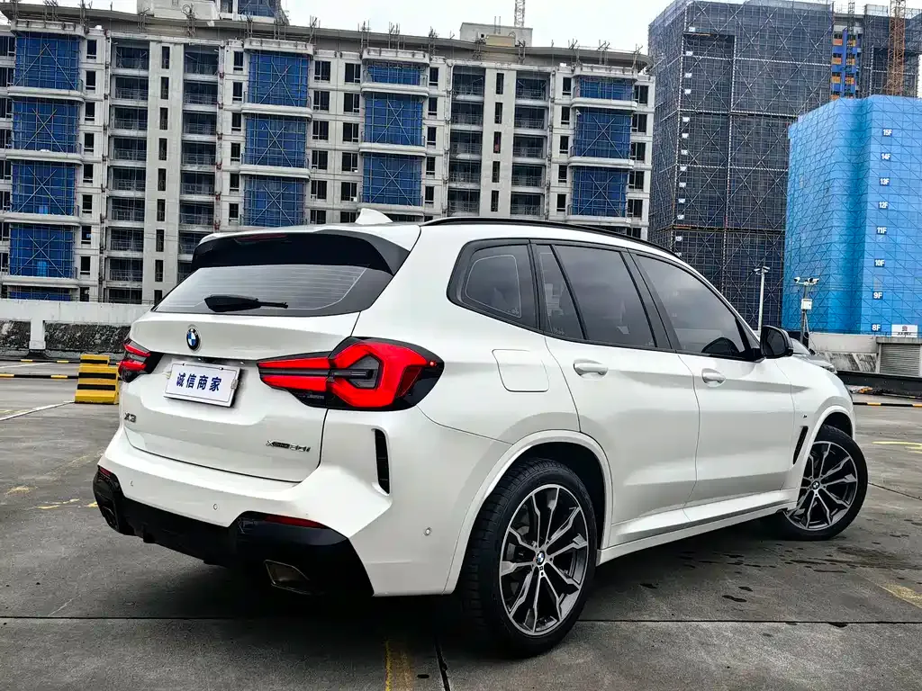 BMW X3 — фото 10