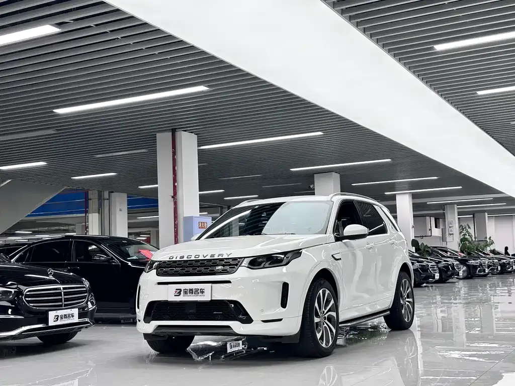 Land Rover Discovery Sport — фото 1