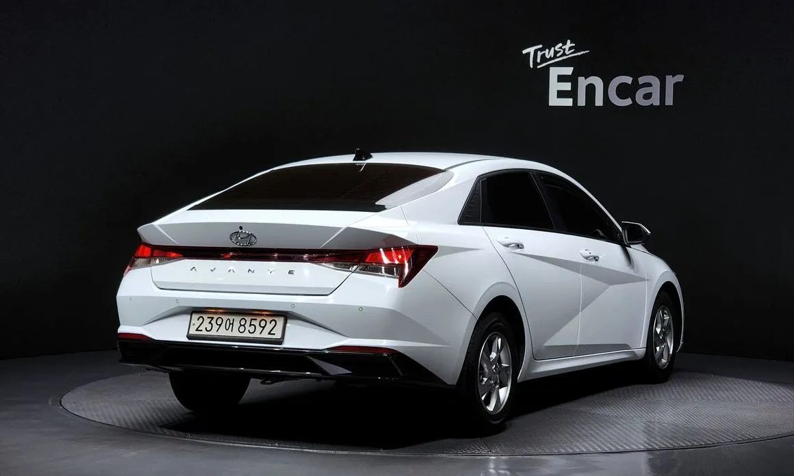Hyundai AVANTE — фото 6