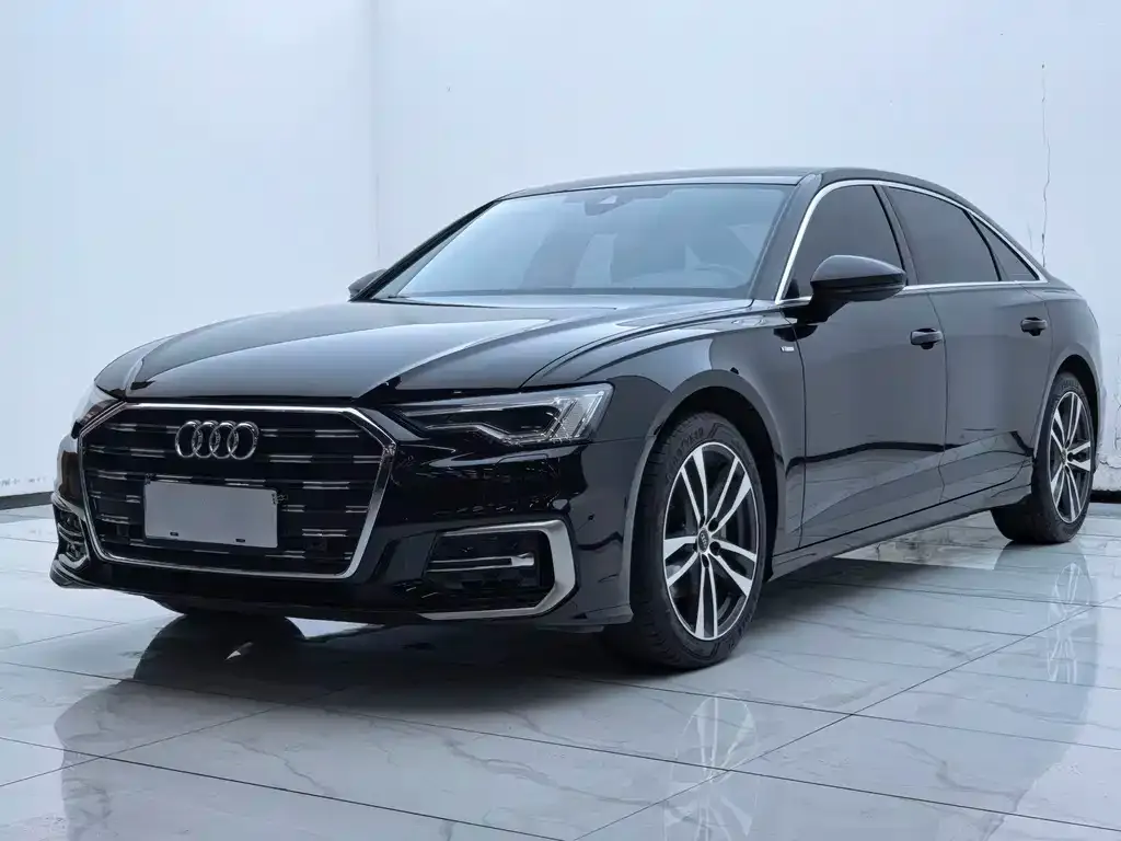 Audi A6L — фото 1