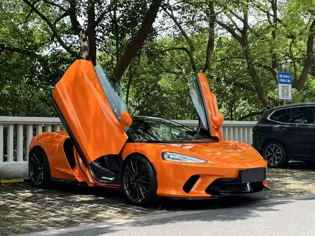 McLaren GT — фото 10