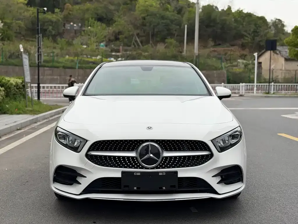 Mercedes-Benz A-Class — фото 10