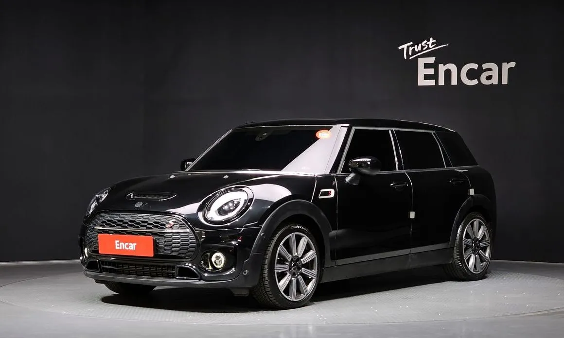 Mini Clubman — фото 1