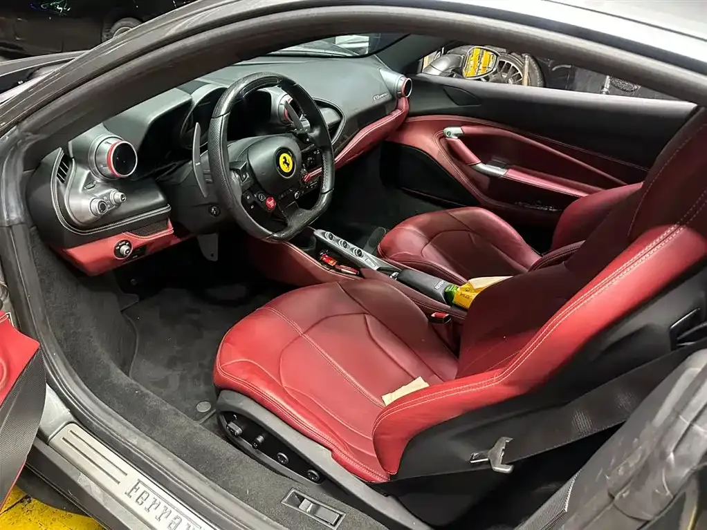 Ferrari F8 — фото 3