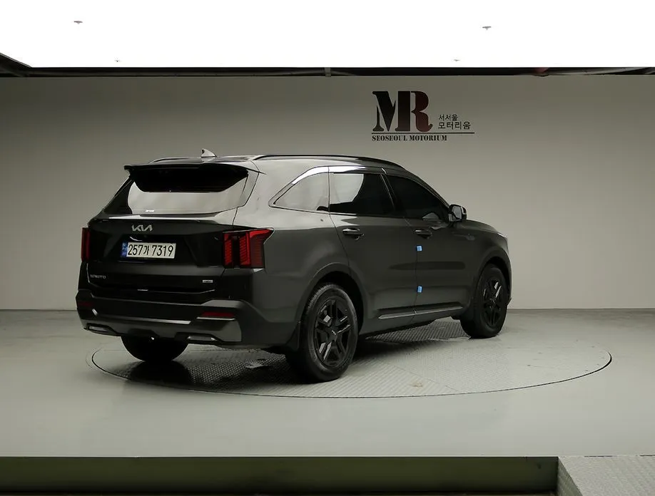 Kia Sorento — фото 4