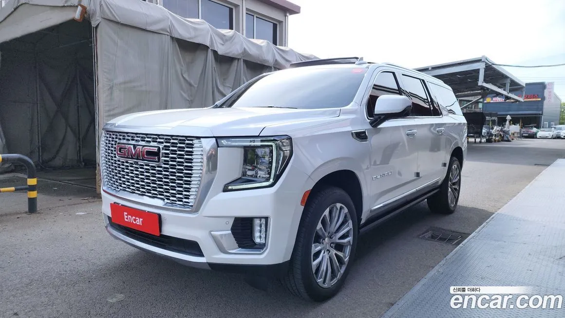 GMC Yukon — фото 1