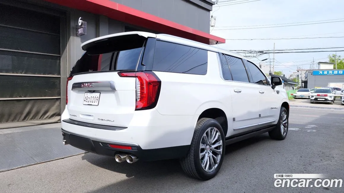 GMC Yukon — фото 9