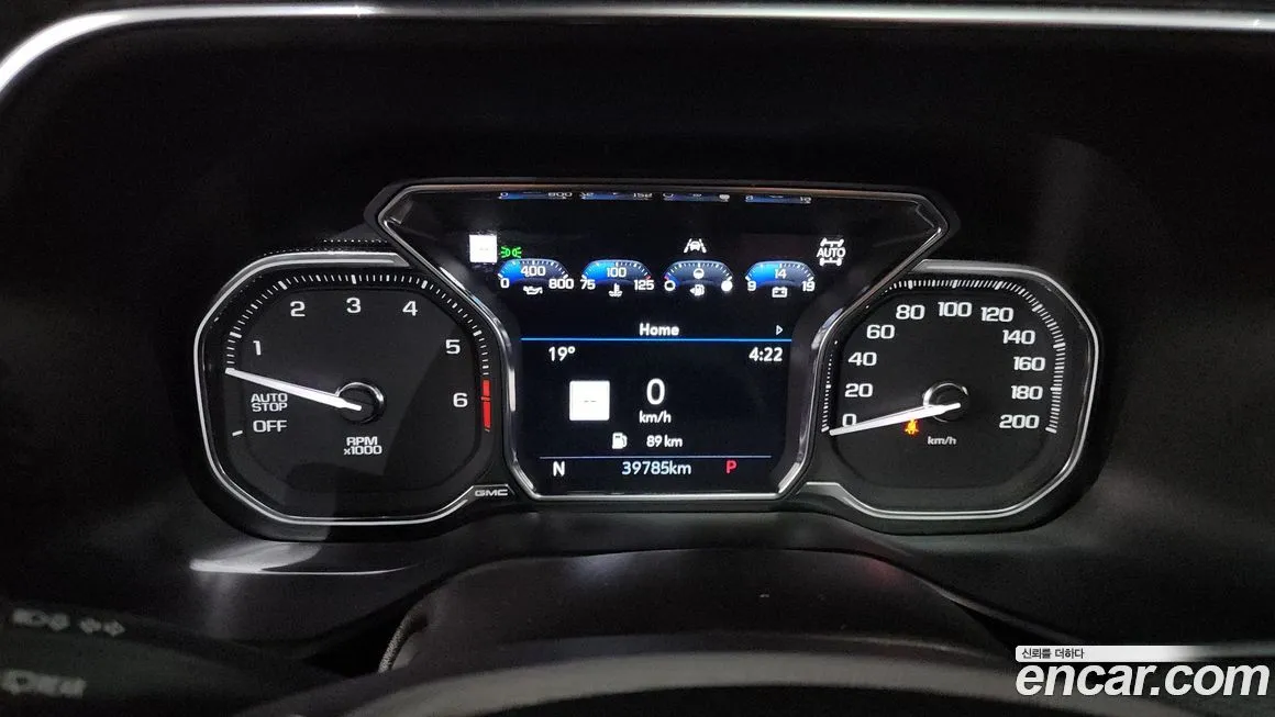 GMC Yukon — фото 3