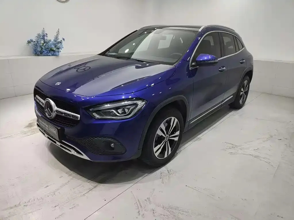 Mercedes-Benz GLA — фото 1