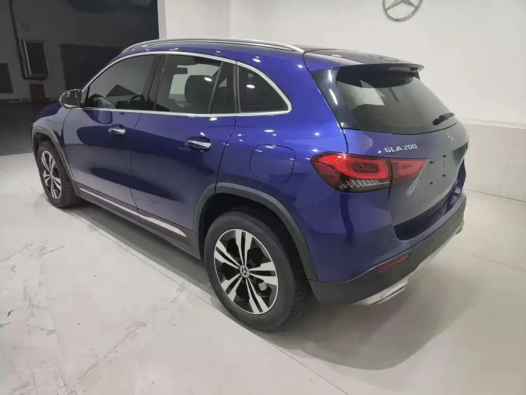 Mercedes-Benz GLA — фото 6