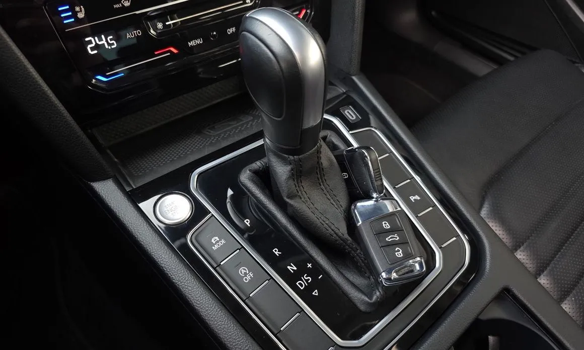 Volkswagen Passat — фото 10