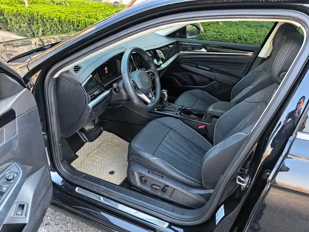 Volkswagen Passat — фото 10