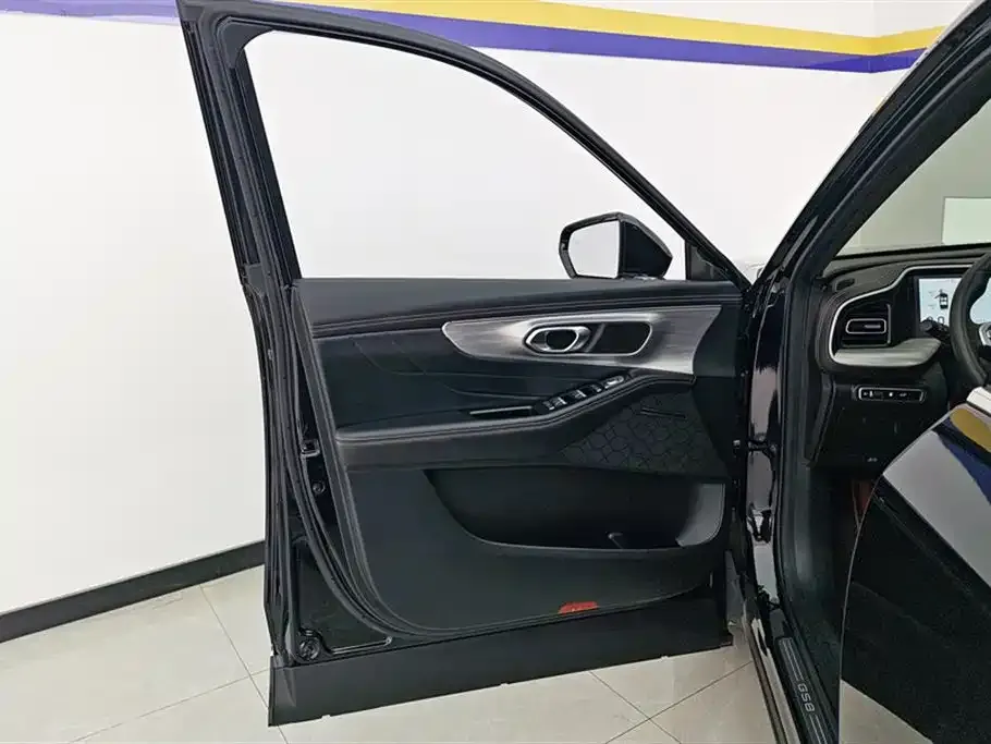 GAC Motor Trumpchi GS8 — фото 3