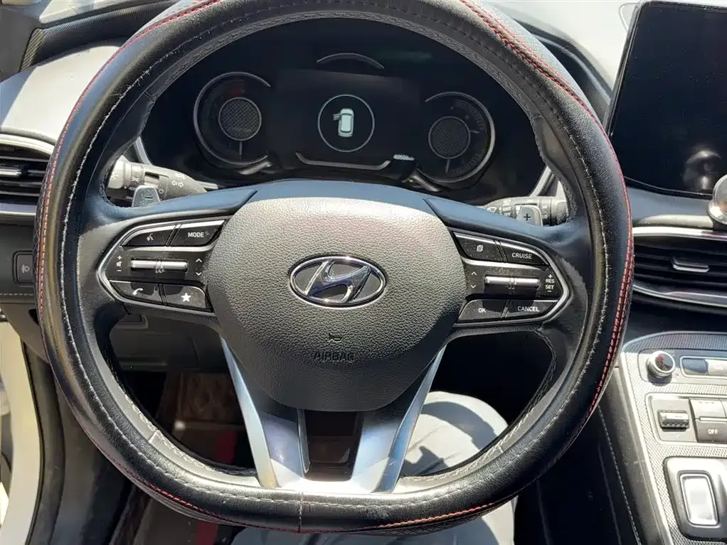 Hyundai Santa Fe — фото 7