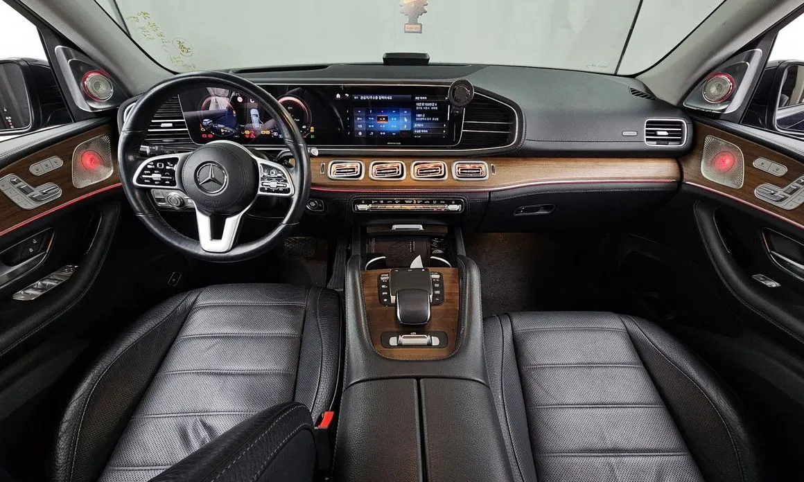 Mercedes-Benz GLE-Class — фото 7