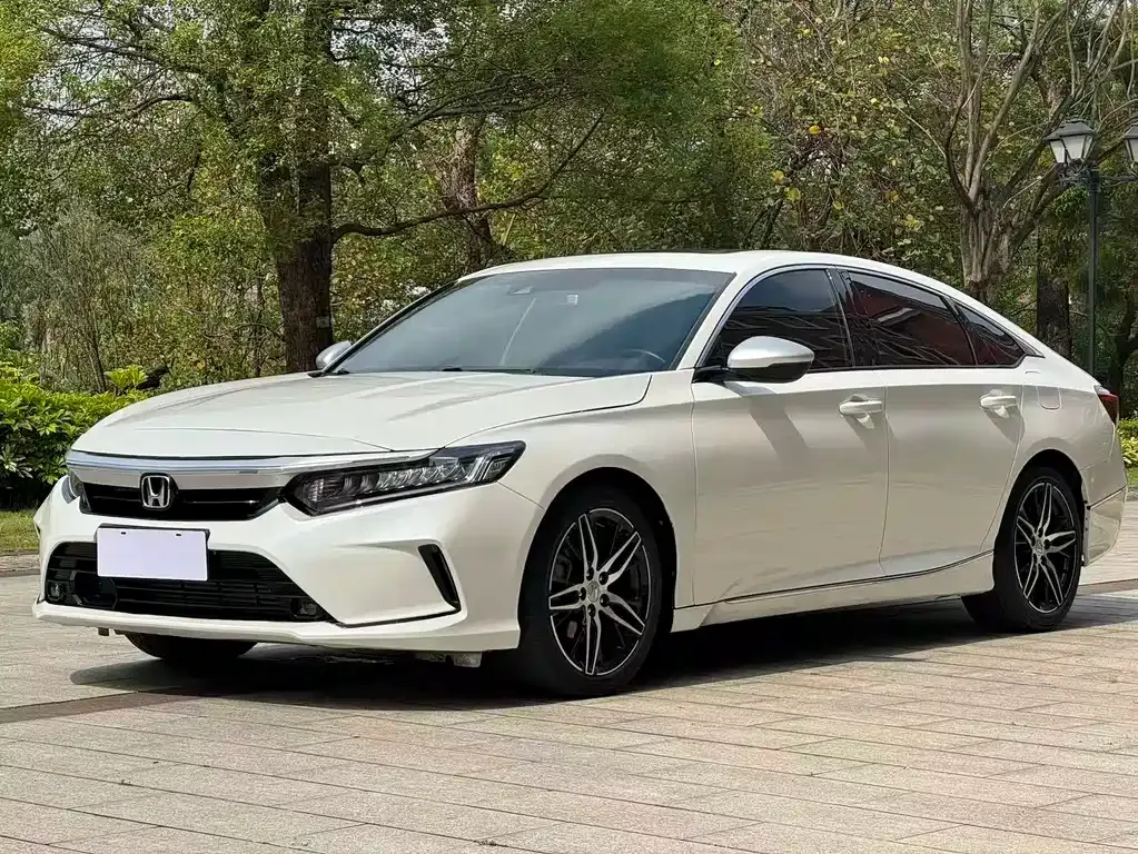 Honda Inspire — фото 1