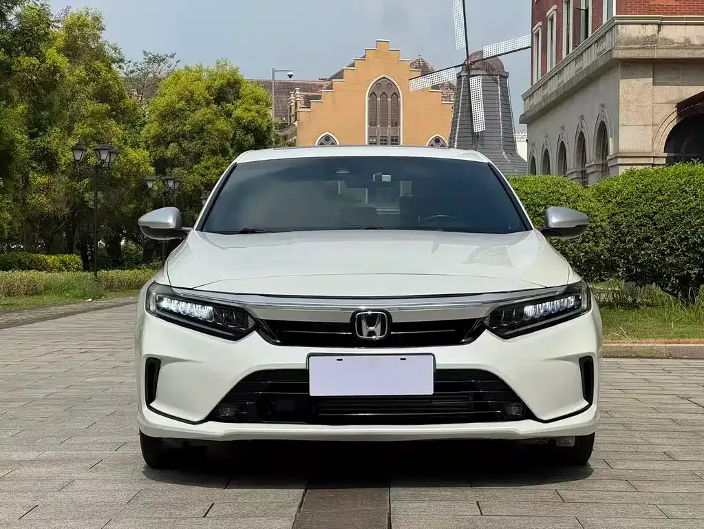 Honda Inspire — фото 6