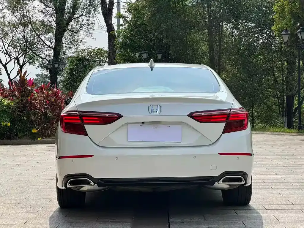Honda Inspire — фото 10