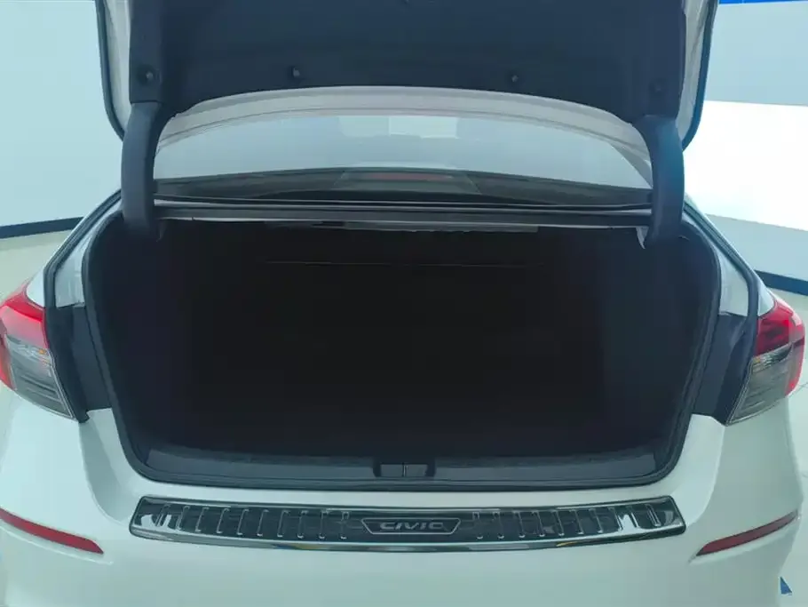 Honda Civic — фото 3