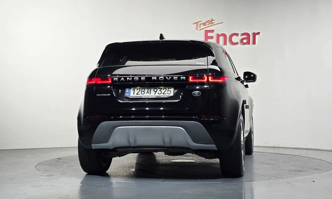 Land Rover Range Rover Evoque — фото 9