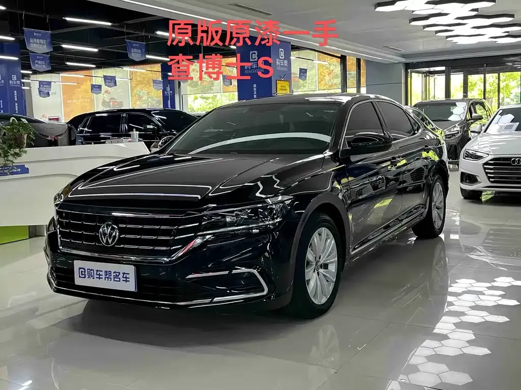 Volkswagen Passat — фото 1