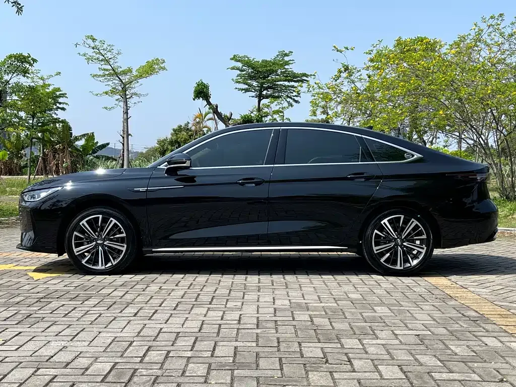 Chery Arrizo 8 PRO — фото 6