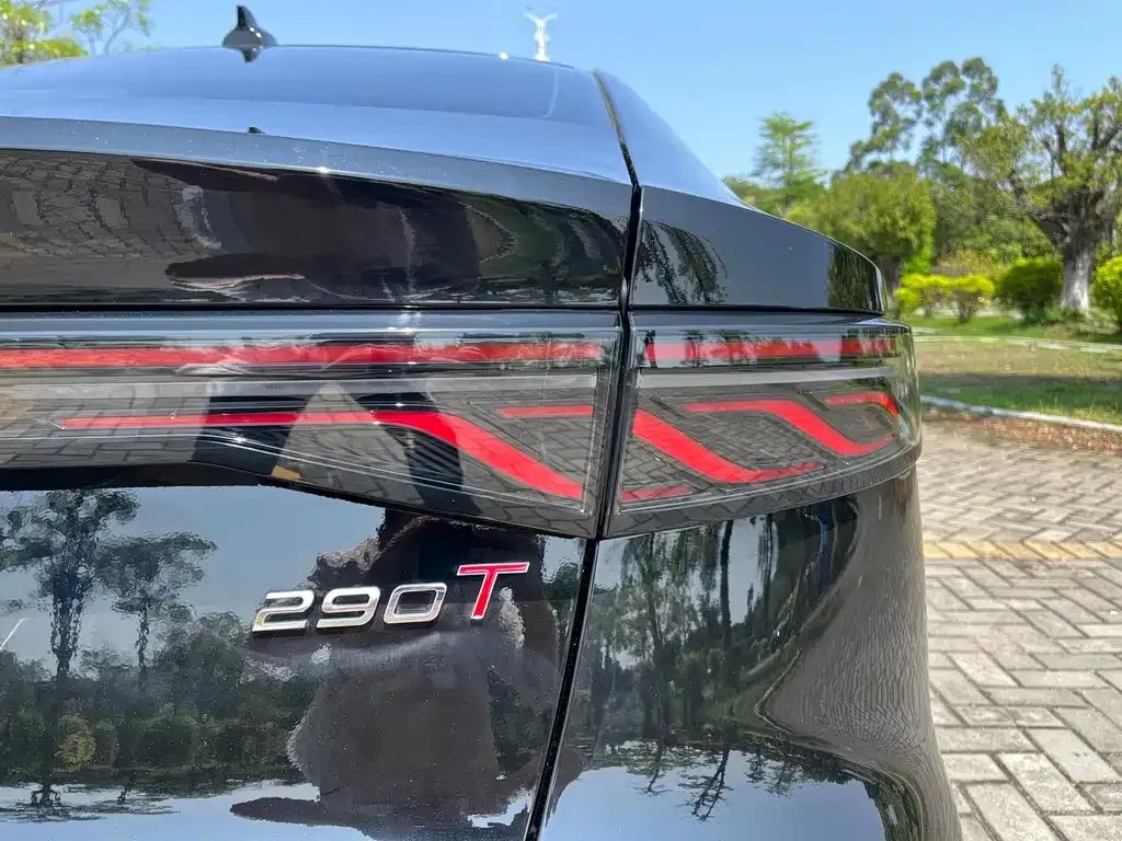 Chery Arrizo 8 PRO — фото 3