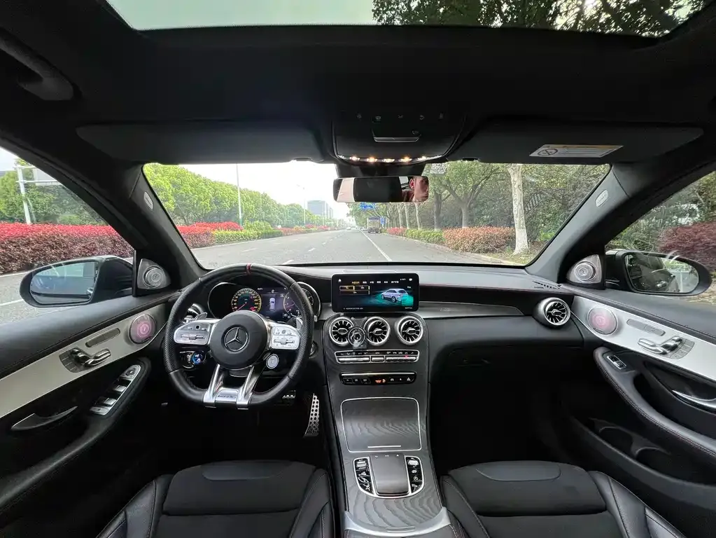 Mercedes-Benz GLC AMG — фото 3