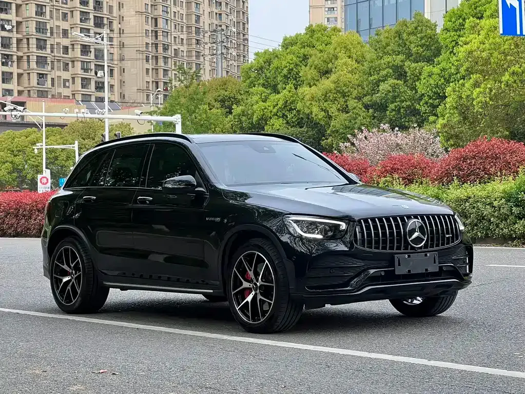 Mercedes-Benz GLC AMG — фото 9