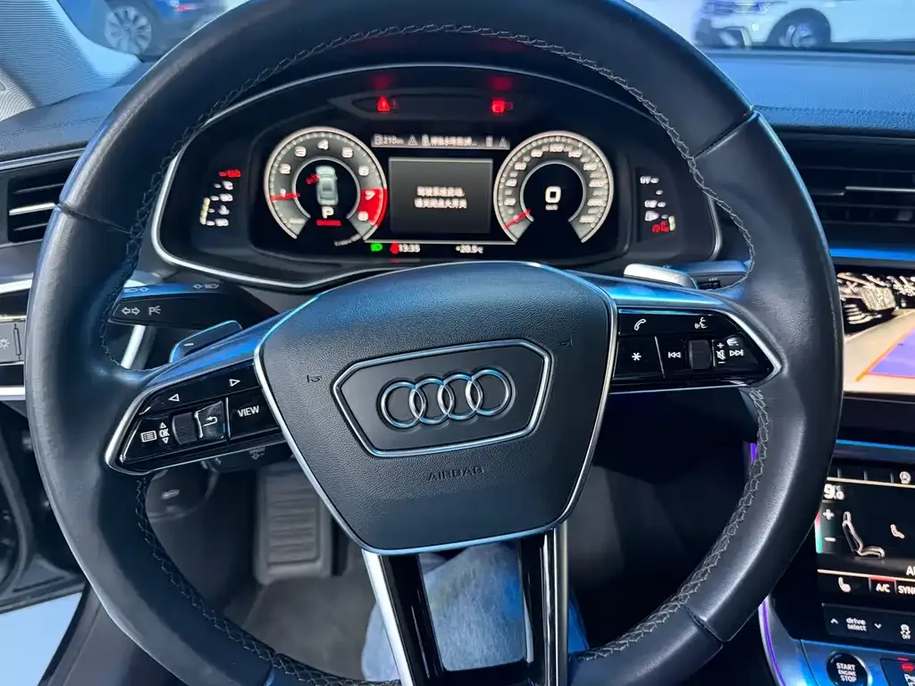 Audi A7 — фото 9