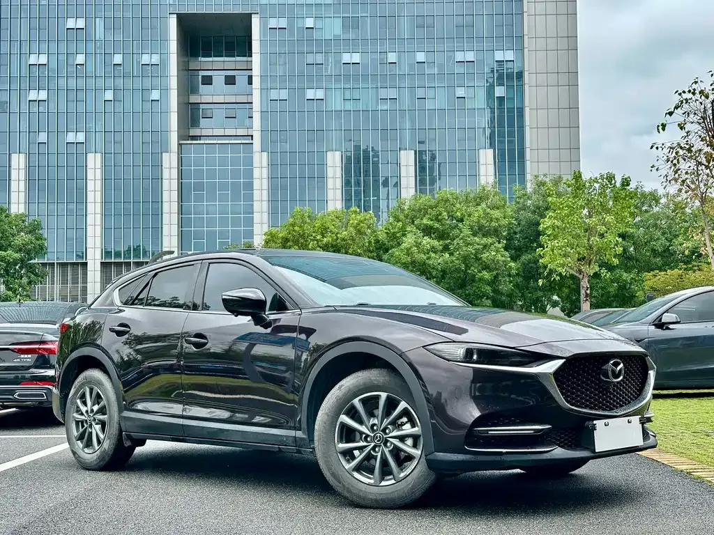 Mazda CX-4 — фото 10