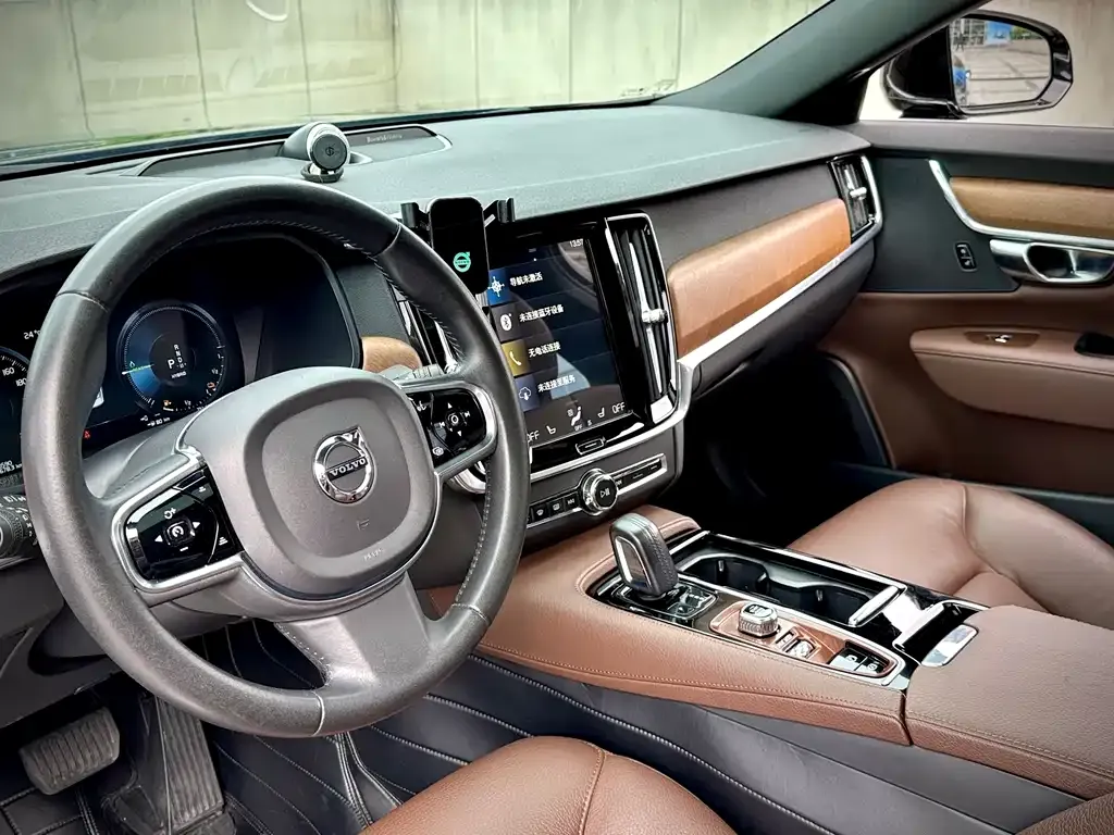 Volvo S90 PHEV — фото 6