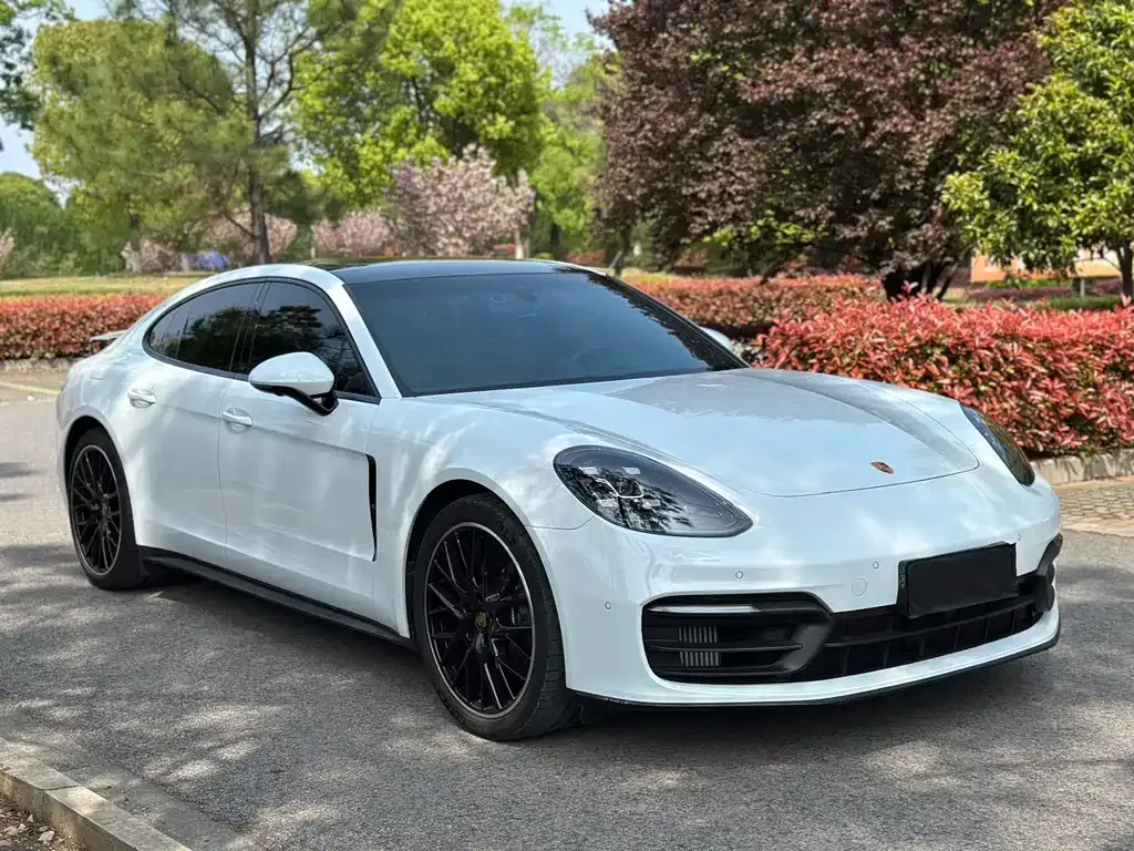 Porsche Panamera — фото 10